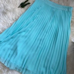 Jessica Simpson pleated skirt